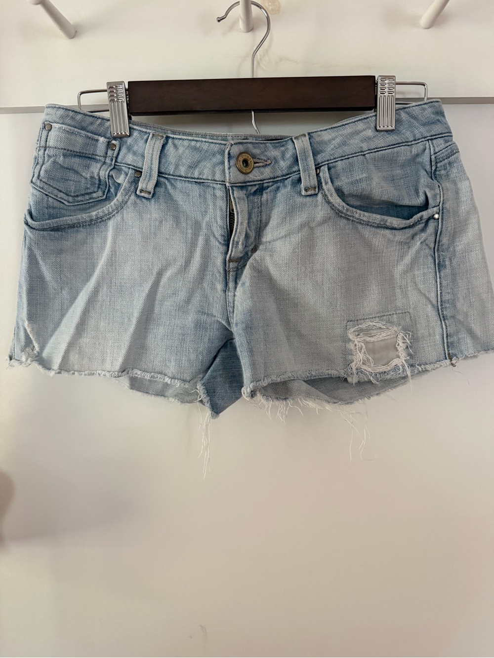 Devine Rights Of Denim Light Wash Distressed Denim Women’s Shorts- 27 - 6